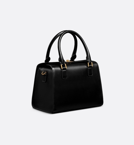 Сумка Dior Boston, модель среднего формата