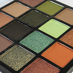 TF Палетка теней CREATIVE PALETTE 16 тонов тон 05  CTE39