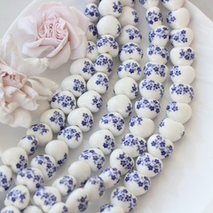 Бусина Сердце, керамика, белая с синей росписью, 17 мм, 1 нить, К109