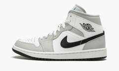 Air Jordan 1 Mid WMNS "Light Smoke Grey"