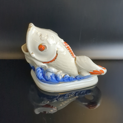 Салфетница "Рыба", фарфор, роспись, золочение, Коростенский фарфоровый завод (КФЗ), СССР, 1960-1990 гг.