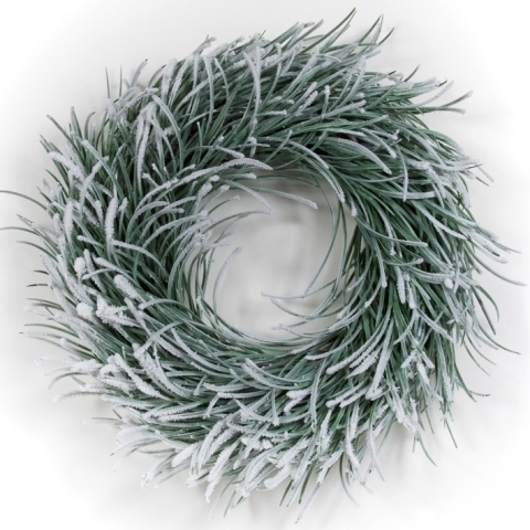 Венок рождественский 84см Goodwill зеленый с заснеженными иголками