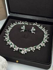 54124-komplekt-ukrashenij-kole-sergi-v-stile-bvlgary