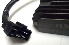 Реле-регулятор для Suzuki GSX-R 1000, GSX-R 600, GSX-R 750, GSX 1300 R, VL 1500 Intruder