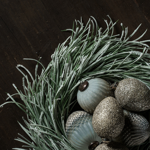 Венок рождественский 84см Goodwill зеленый с заснеженными иголками