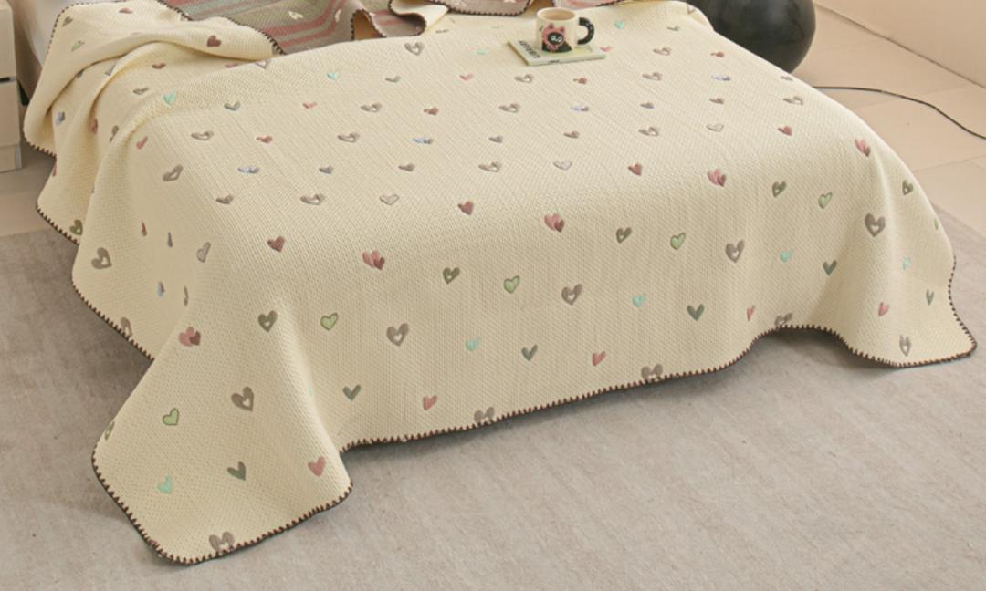 Покрывало детское 150х230 Хлопок Молочный серечки