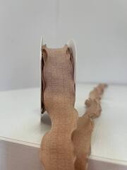 Лента полиэстер жатая с волнистым краем (2,5 см*9,14м), Мокко