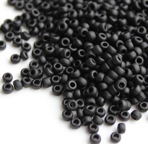 6/0 RR-0401F Бисер круглый Миюки Черный непрозрачный матовый /Miyuki round 6/0 Opaque Matte Black