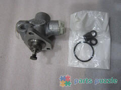 Насос топливоподкачивающий, оригинал / EXCH LIFT PUMP АРТ: 5010870R92