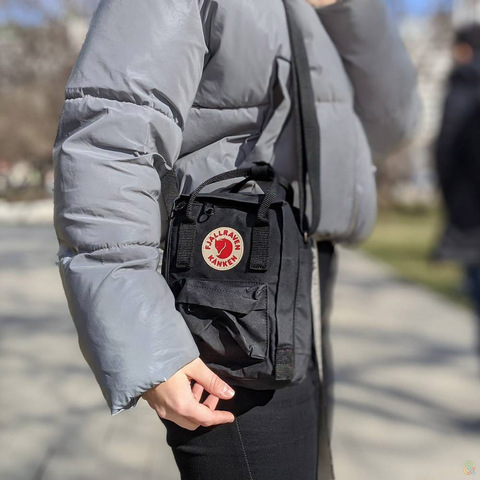 Картинка сумка для документов Fjallraven Kanken Sling 550 Black - 3