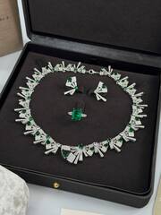 54124-komplekt-ukrashenij-kole-sergi-v-stile-bvlgary