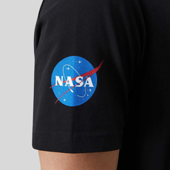 Футболка Alpha Industries Nasa Worm Logo Tee Black (Черная)