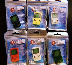 Значок Геймбой ручной работы