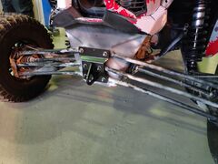 Усиленная площадка задних рычагов с буксировочной проушиной для BRP Квадроциклов Maverick X3 Storm MP 0475