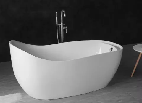 BelBagno BB205-1700-800 Отдельностоящая, овальная акриловая ванна в комплекте со сливом-переливом цвета хром 1700х800х800