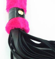 Нежная плеть с розовым мехом BDSM Light - 43 см. - 