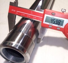 Перо вилки для Kawasaki Ninja ZX-9R 00-02, Ninja ZX-6R 00-02, ZZR 600 05-08, 46мм*570мм