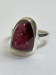 Сингл (кольцо с турмалином)