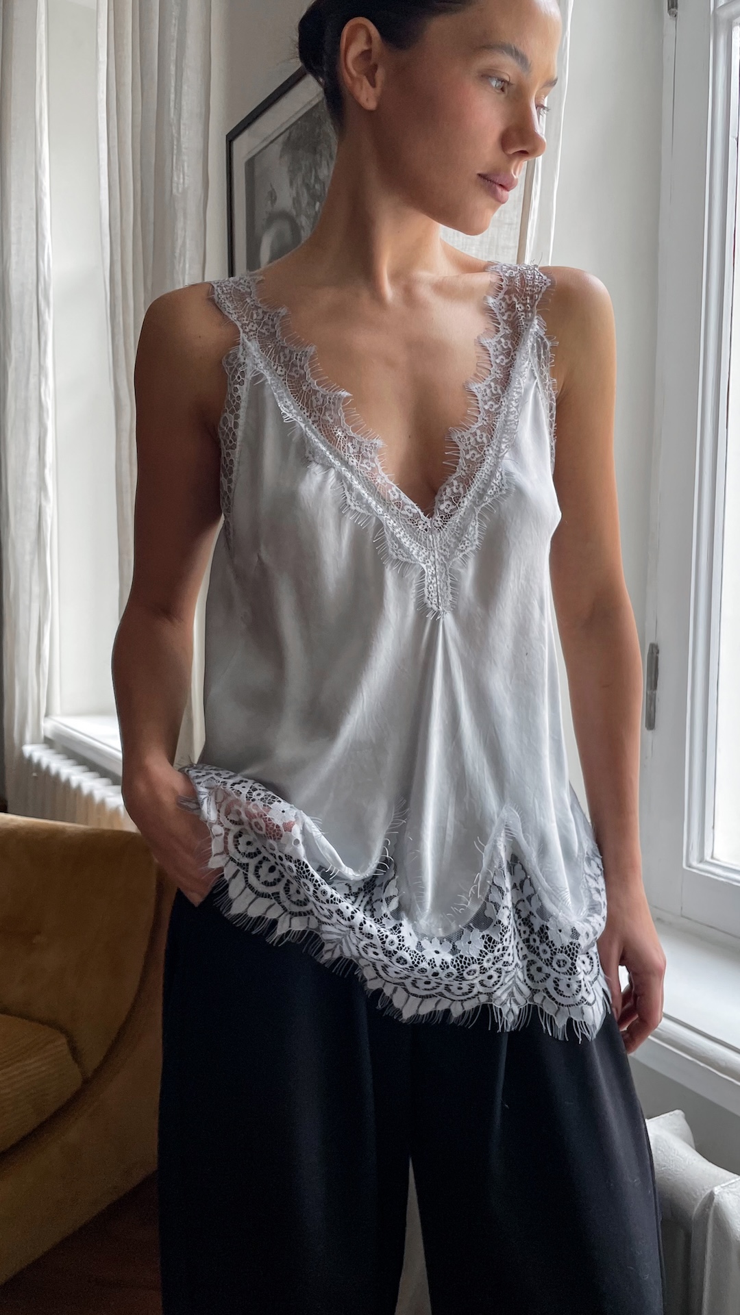 Топ с кружевной фантазийной отделкой