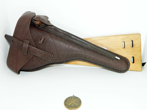 Leather holster for Luger P08 long