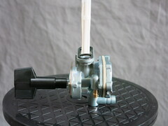 Кран топливный Suzuki GSF1200 GSF1200S 2001-2005