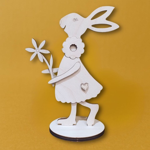 Зайчик с цветком 19см  (фанера)