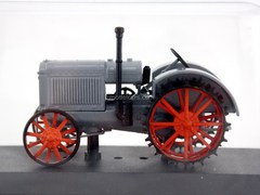 Tractor SHTZ-15/30 1:43 Hachette #14