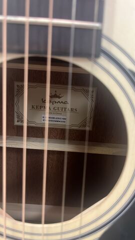 KEPMA EDCE K10 Natural Matt трансакустическая гитара, цвет натуральный, в комплекте 3м кабель