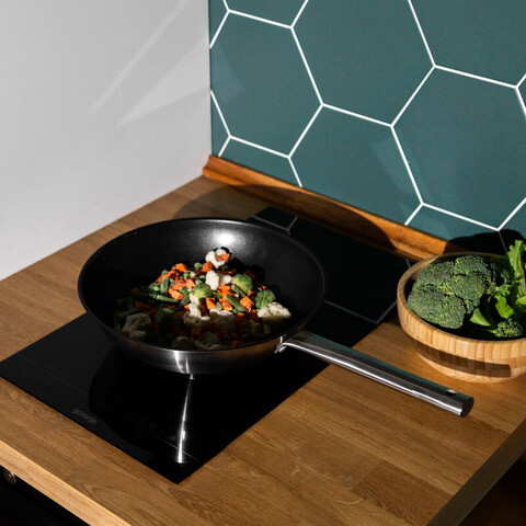 Сковорода ВОК с антипригарным покрытием Rabarber, размеры: 28*8 см., материал: сталь