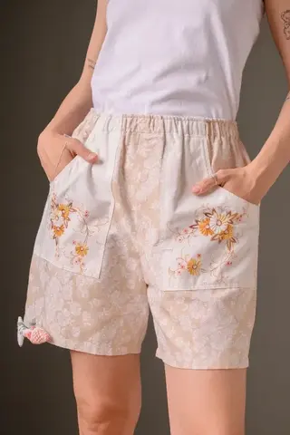 Шорты Soeurs с Цветами на Карманах белые