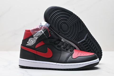 Air Jordan 1 Mid 'Bred' 