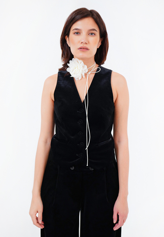 V004 бархатный жилет