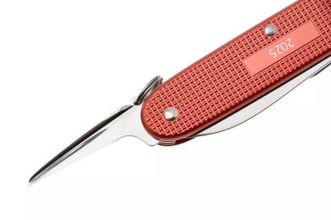 Нож Victorinox Pioneer X Alox LE 2025, Stone Red (0.8231.L25)