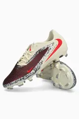 Бутсы Nike Phantom 6 Low Academy FG/MG