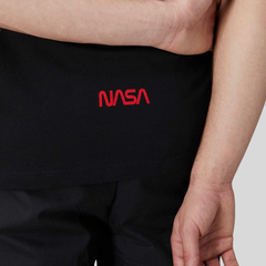 Футболка Alpha Industries Nasa Worm Logo Tee Black (Черная)