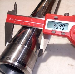 Перо вилки для Suzuki GSX 1400 2001-2005, 46мм*642мм