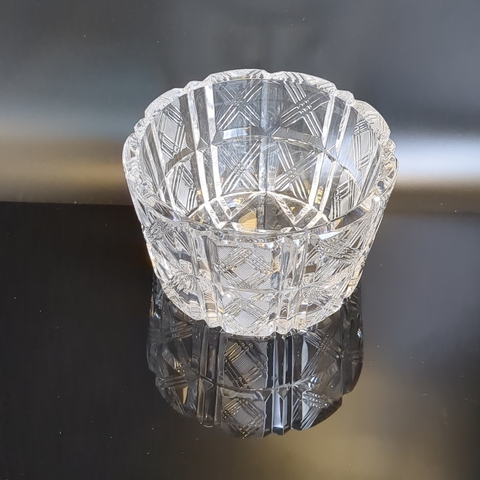 Вазочка конфетница хрустальная алмазная грань, геометрический орнамент, винтаж СССР 1970-1990 гг