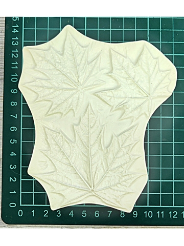 Молд пластиковый+Вайнер силиконовый листики клена 3шт