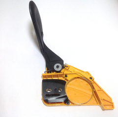 Крышка тормоза цепи бензопилы Champion 137, 142, 237, 241 в интернет-магазине ЯрТехника