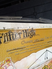 Эппл Вайт и Рэйвен Квин Школьный дух - !НЕБОЛЬШОЕ ПОВРЕЖДЕНИЕ УПАКОВКИ!