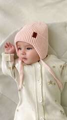 Шапочка вязаная на завязках (нежно-розовый)