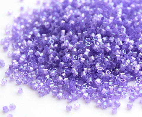 DB-1868 Silk Inside Dyed Lilac AB