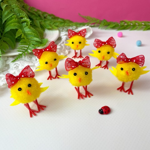 Цыплята пасхальные, декоративные, пушистые, 4,5 см, с бантиками в горошек, набор 6 шт.