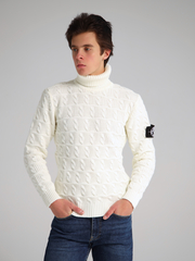 Свитер с патчем