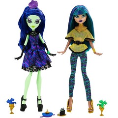 Нефера де Нил и Аманита Найтшейд. Крики и Сахар