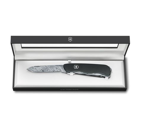 Нож складной Victorinox Outrider Damast LE 2017, 111 mm (0.8501.J17)