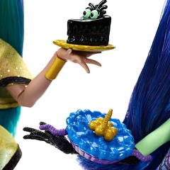 Нефера де Нил и Аманита Найтшейд. Крики и Сахар