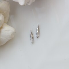 Подвеска Перо с фианитом 12*3,5 мм, родий, П236