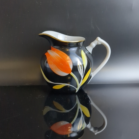 Молочник фарфоровый "Тюльпан" роспись, позолота, глазурь, Дулево ФЗ, винтаж СССР 1966 год