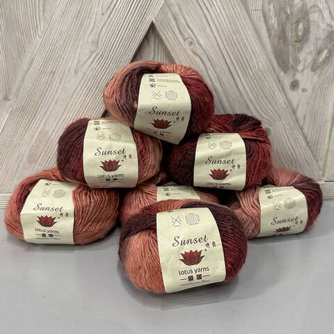 GARAGE SALE — Lotus Yarns Sunset - 262 350g